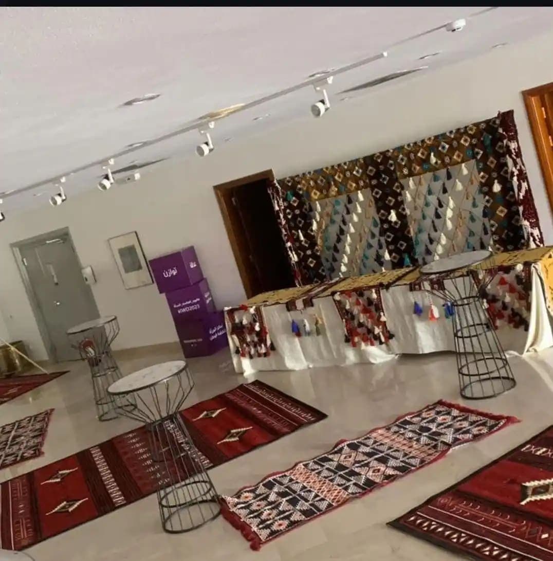 صبابين قهوة لحفلات الزفاف يقدمون ضيافة قهوة عربية فاخرة